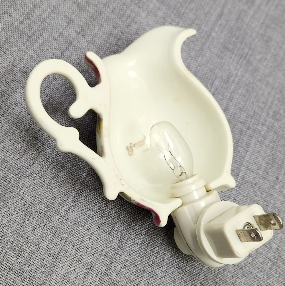 Vintage Porcelain Pitcher Shaped Night Light White Burgundy Flower Gold Trim - Picture 3 of 5